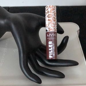 NYX Filler Instinct professional lip stick in Sugar Pie #FIPL05